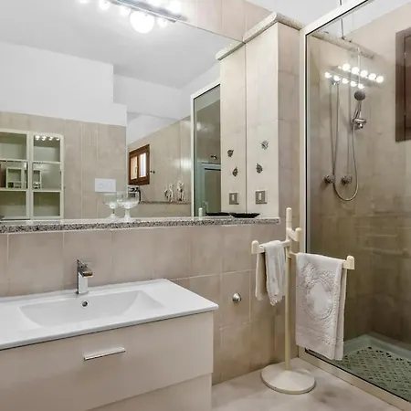 Superb Nature -panoramic Sea View & Jacuzzi- 别墅