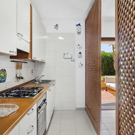 Superb Nature -panoramic Sea View & Jacuzzi- וילה אולביה