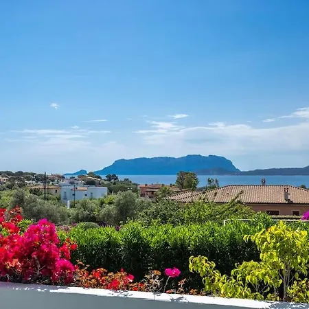 וילה Superb Nature -panoramic Sea View & Jacuzzi- אולביה
